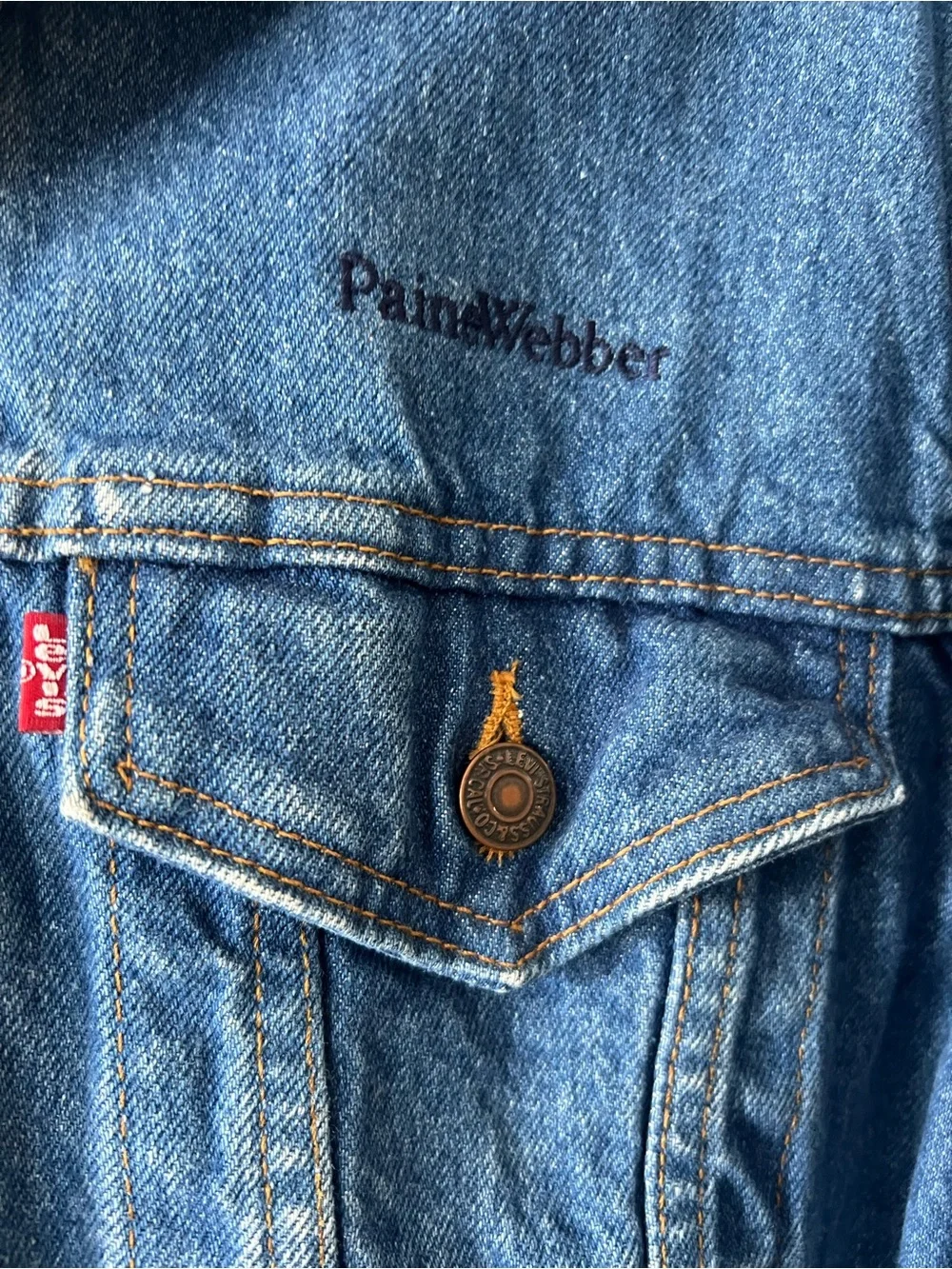 VTG Levis 70506 0216 Denim Trucker Jacket USA Made Size 48R Red Tab - Picture 9 of 13
